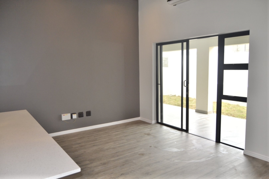 3 Bedroom Property for Sale in Somerset Lakes Western Cape